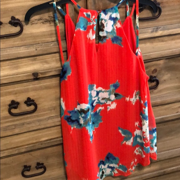 Spring Top - Picture 3 of 3